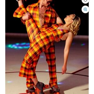 Shinesty That 70's Suit, size small, never worn, tag still on